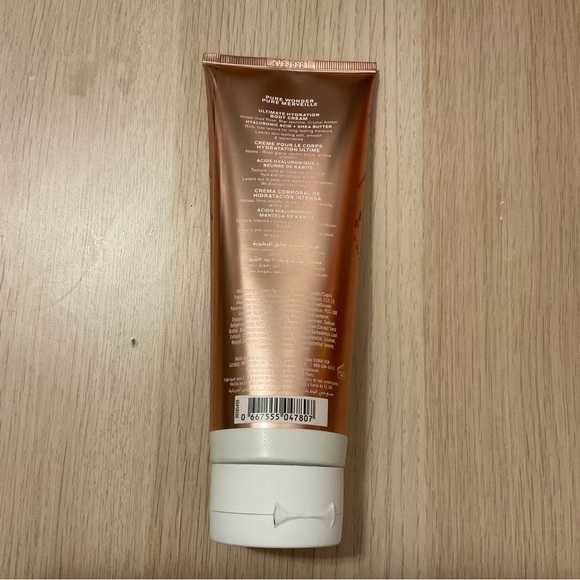 Bath & Body Works Pure  Wonder Hydration Body Cream NWT - Picture 3 of 5